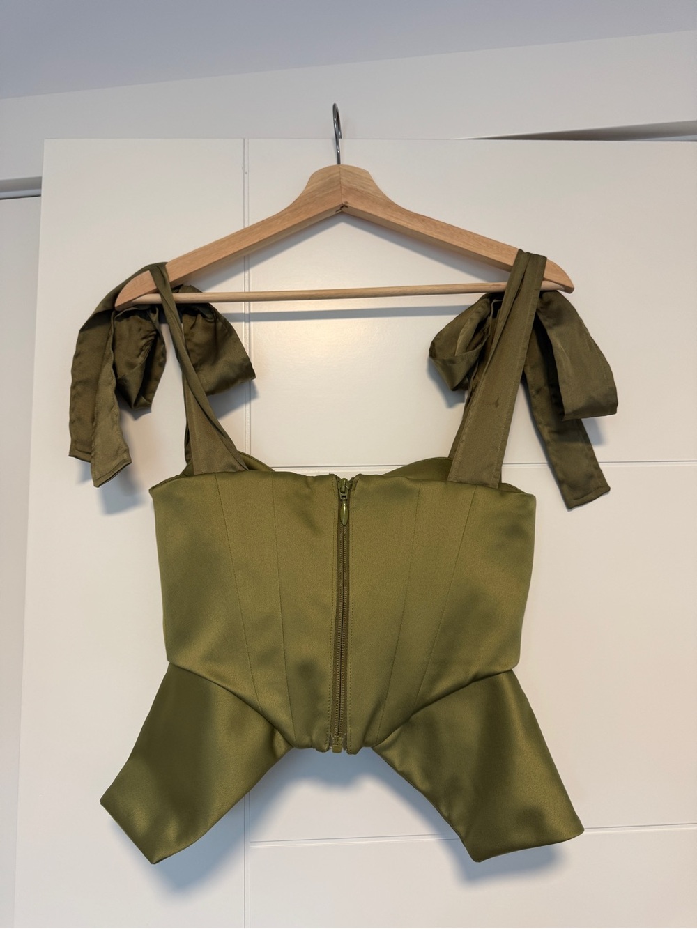 House of CB Mya Olive Satin Corset - Picture 5 of 5